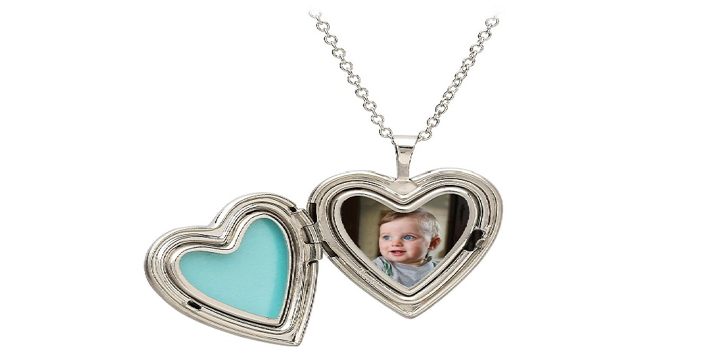 Angle-winged and heart shape customizable necklace